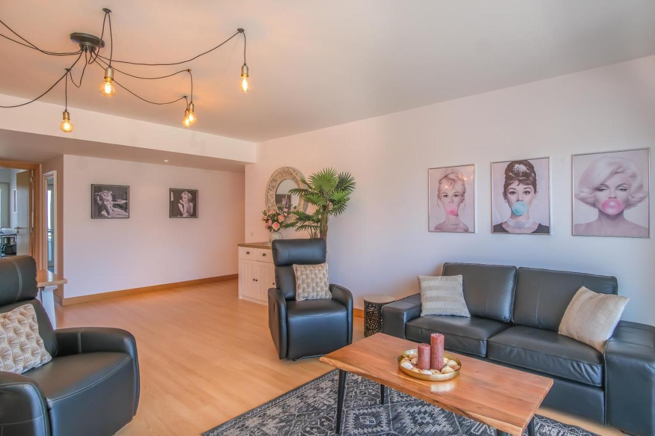 Lucky Star Marina Apartment, With Pool 拉哥斯 外观 照片